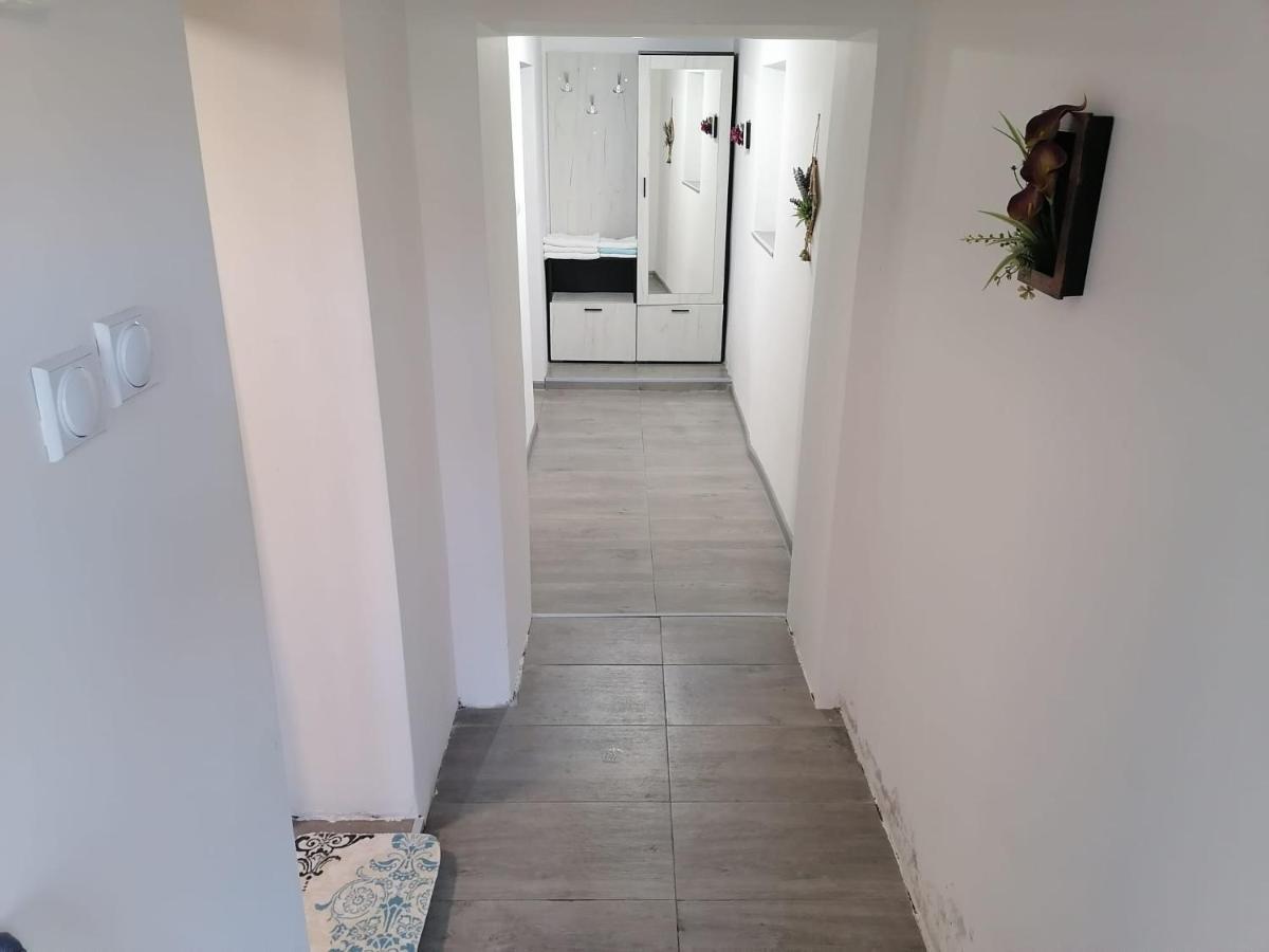 Apartament Апартамемт 3 Места С Кухня С Дворче Wraca Zewnętrze zdjęcie